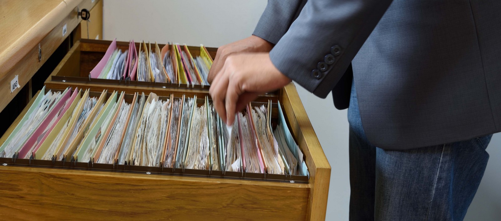 Here are some basic record retention guidelines for employers.