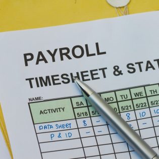 Do I need to submit timesheets for exempt employees? Find the answer here!